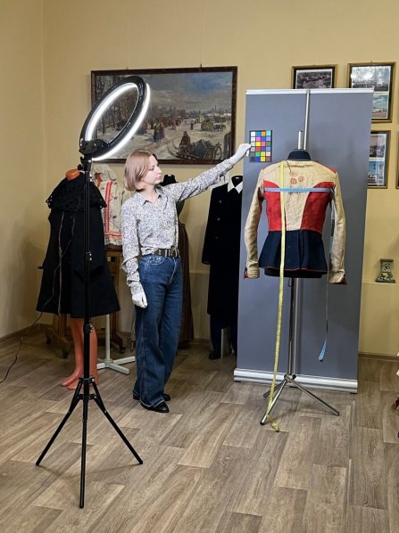 Зачем ученые и студенты Ивановского политеха воссоздают исторические костюмы?