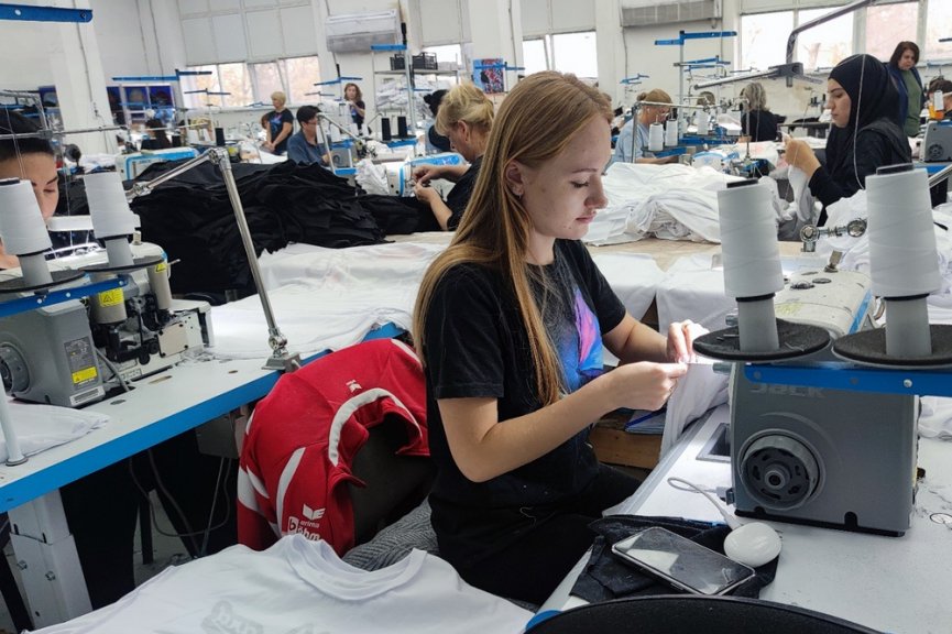 В Крыму стимулируют развитие легпрома господдержкой