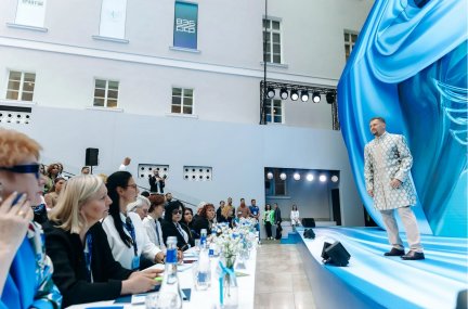 «На крыльях» ПМЭФ: российская мода преодолевает ограничения
