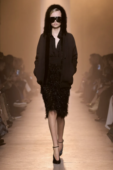 Структура, фактура и благородная палитра - о ключевых трендах зимнего гардероба 2025/2026