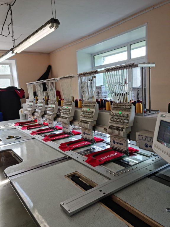 Вышивка на крое и готовых изделиях