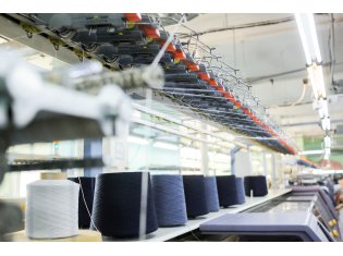 Открываем, маркируем, продаем. Дайджест по российскому легпрому за август