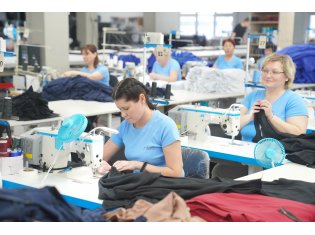 Шьют, пиарят, продают