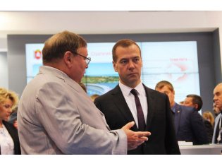  Медведев готов придать ускорение будущему производству