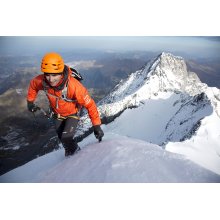 Ученые научили альпинистскую куртку обогревать своего владельца