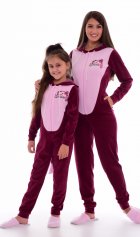 Пижама женская Кигуруми Енот 1-155б (бордо) от компании Новое Кимоно, г. Иваново Пижама женская Кигуруми Енот 1-155б (бордо) от компании Новое Кимоно, г. Иваново